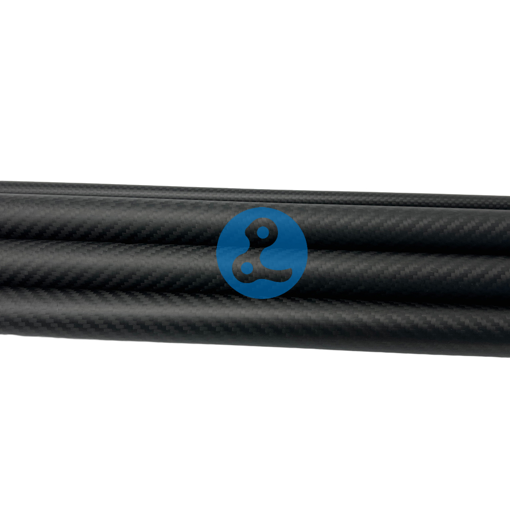 Tubo in fibra di carbonio